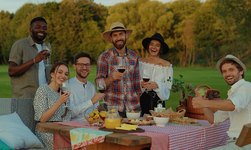 Vacances à la ferme : pourquoi l'agritourisme séduit tant ?